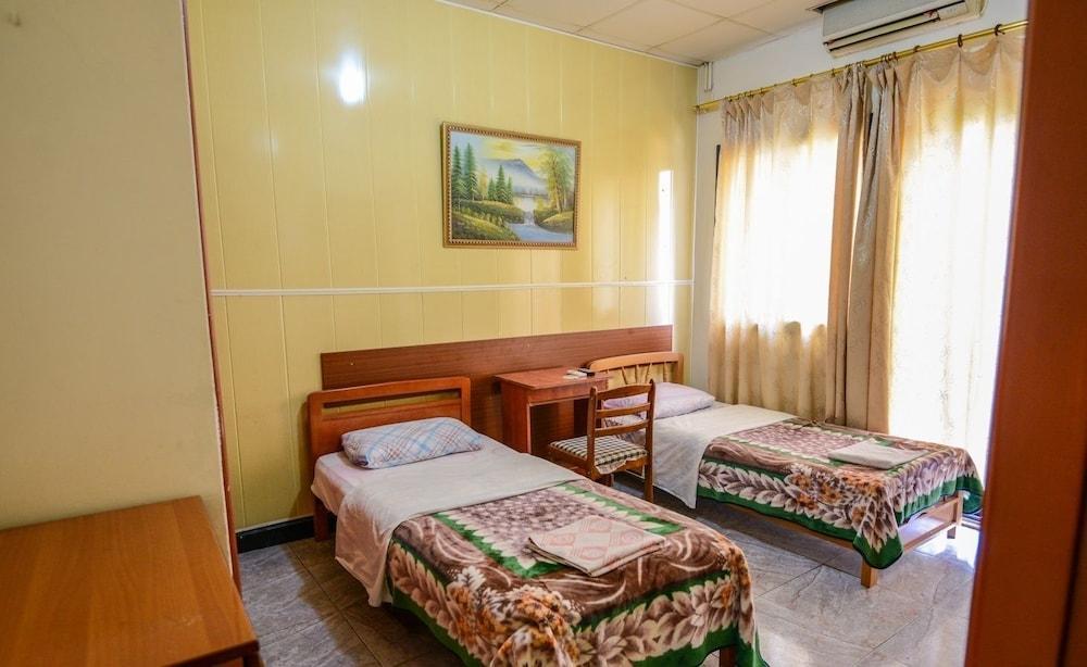 Hotel Regis 2*